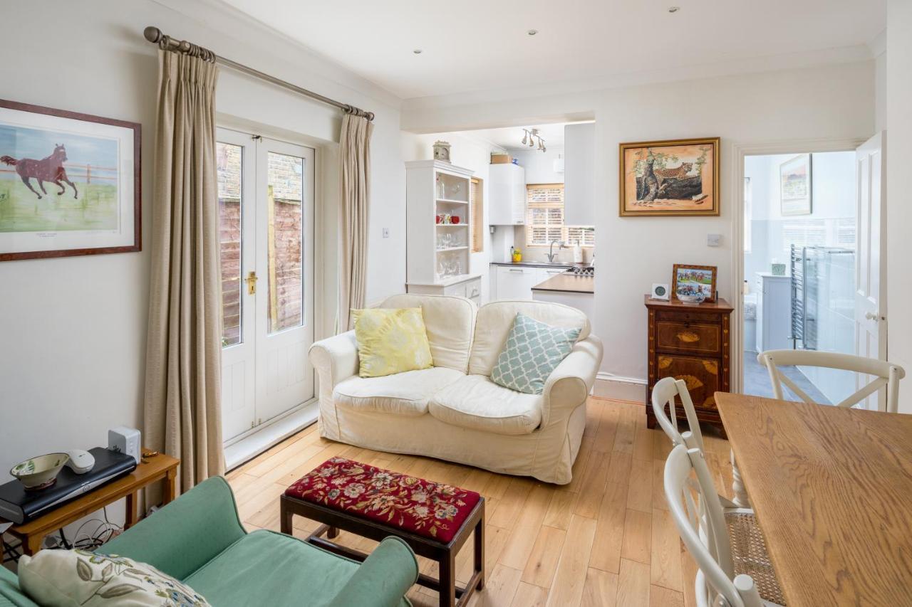 Charming 2Br Flat With Patio In Hammersmith London Exterior photo