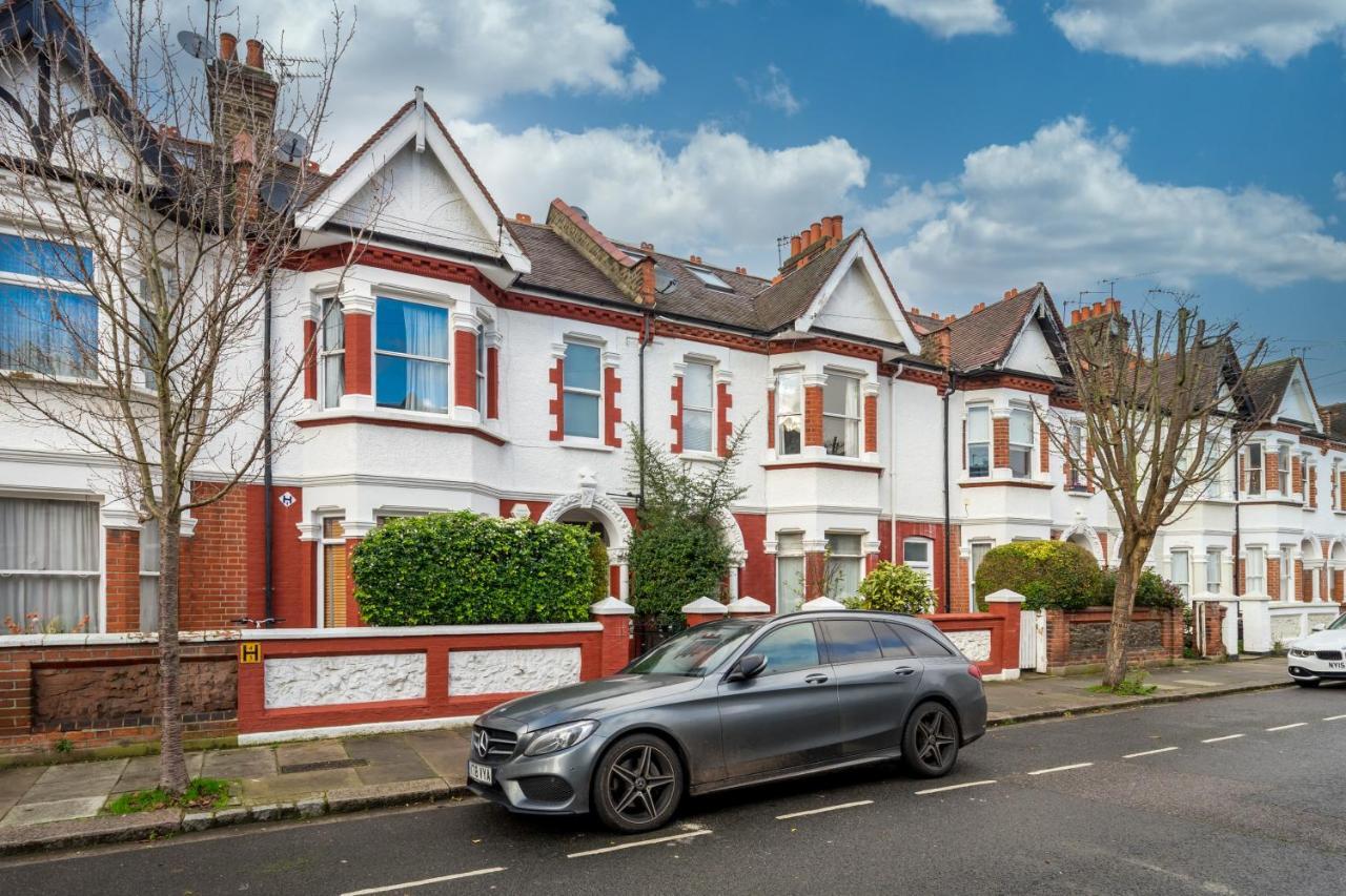 Charming 2Br Flat With Patio In Hammersmith London Exterior photo